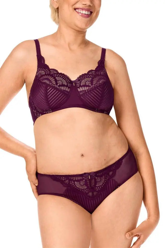 Karolina Padded Wire-Free Bra - dark berry/sand